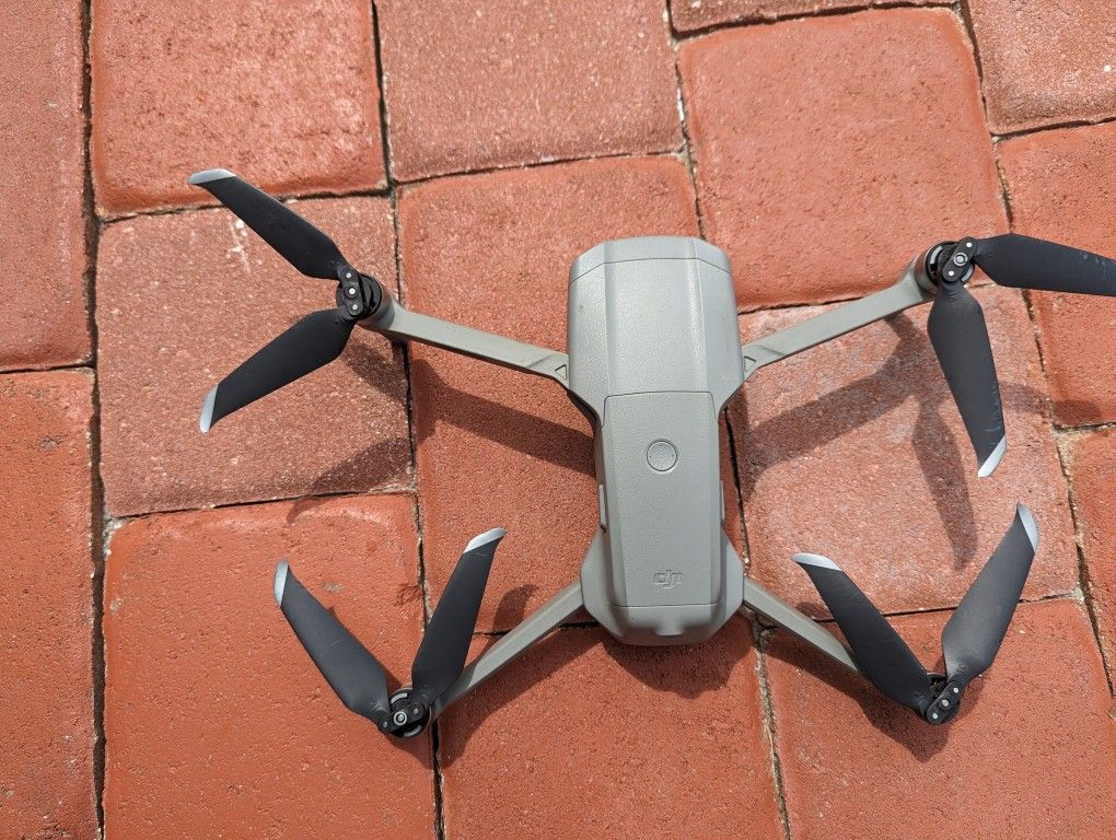 DJI Mavric Air 2 Drone /Battery/Battery Charger/Controller