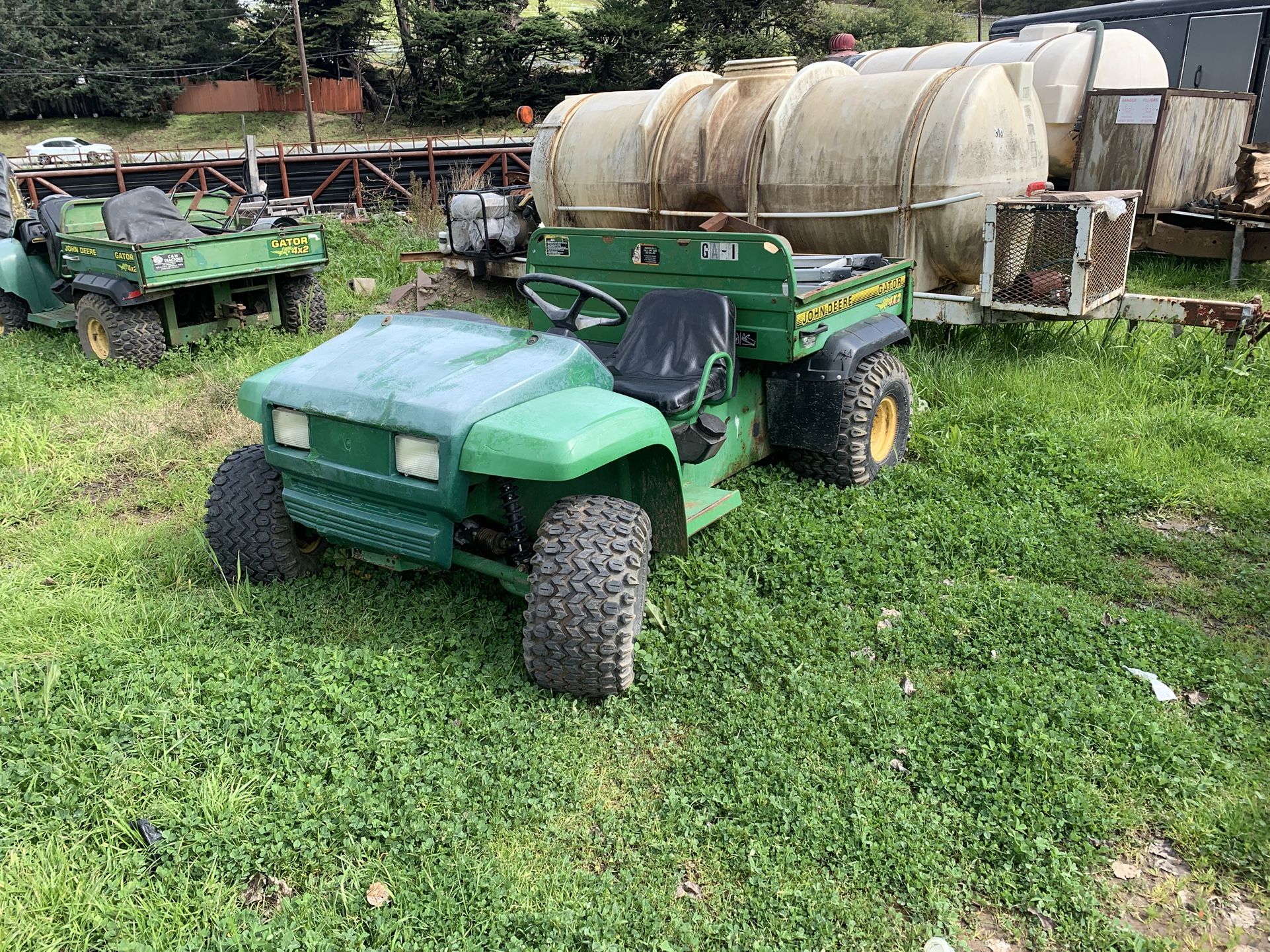 4x2 John Deere Gator
