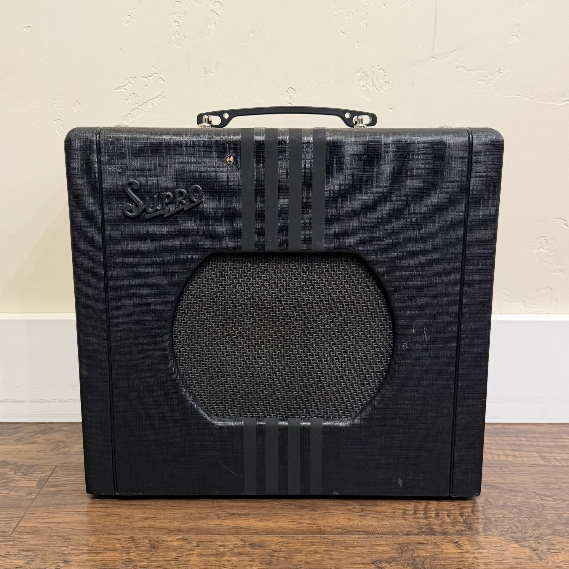 Supro Delta King 10 Guitar Combo Amp