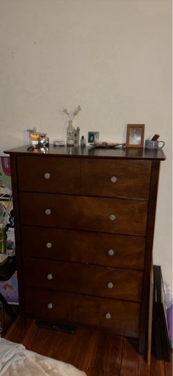 Dark Wood 5-Drawer Tall Dresser