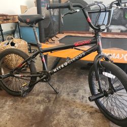 BMX BIKE