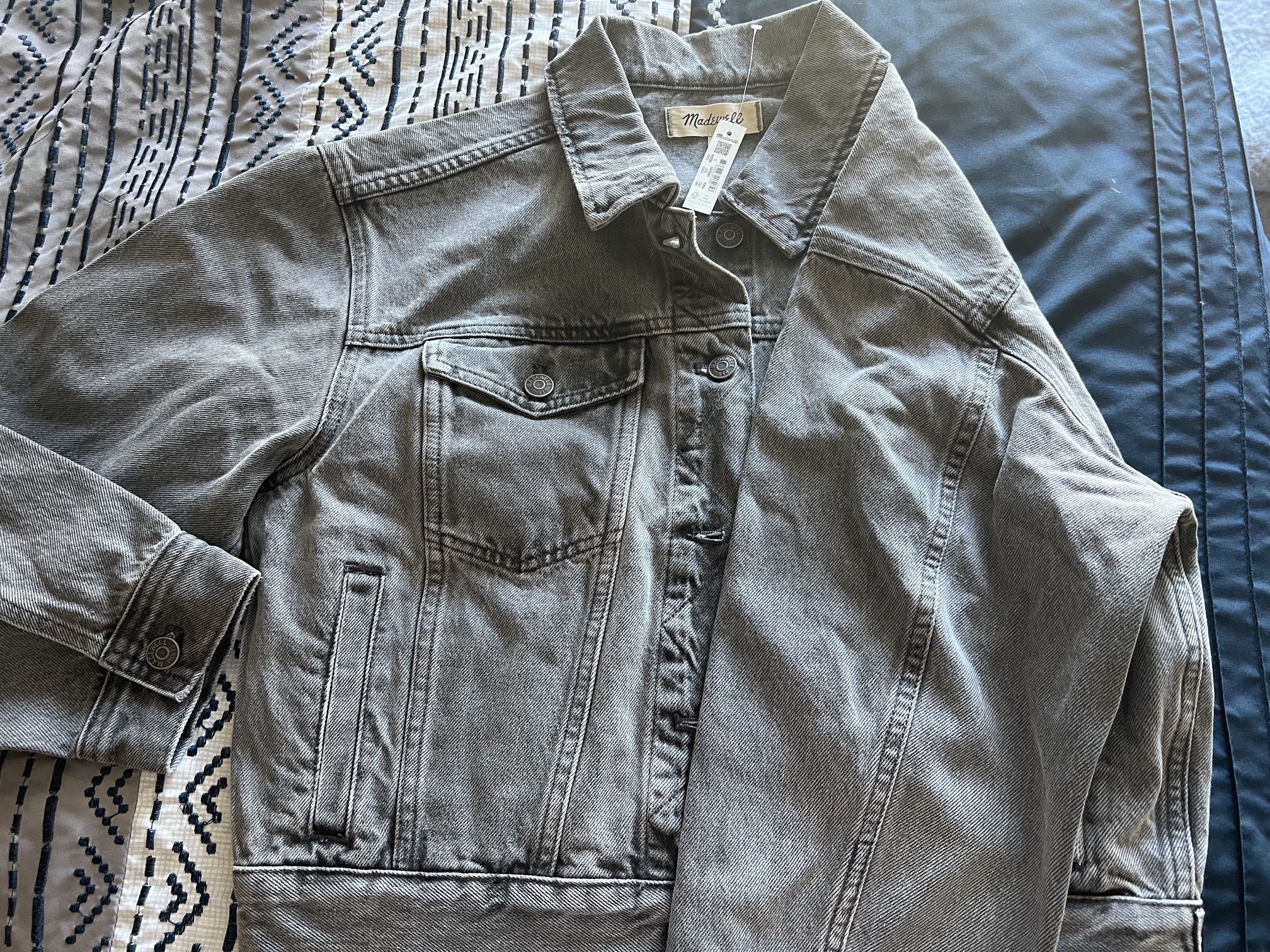Madewell "The Oversized Trucker Jean Jacket" cropped, Size: Small, Color: Mornelle Wash, NWT