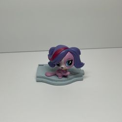 2015 Littlest Pet Shop McDonald's Happy Meal Toys Zoe Trent Purple Puppy Dog LPS