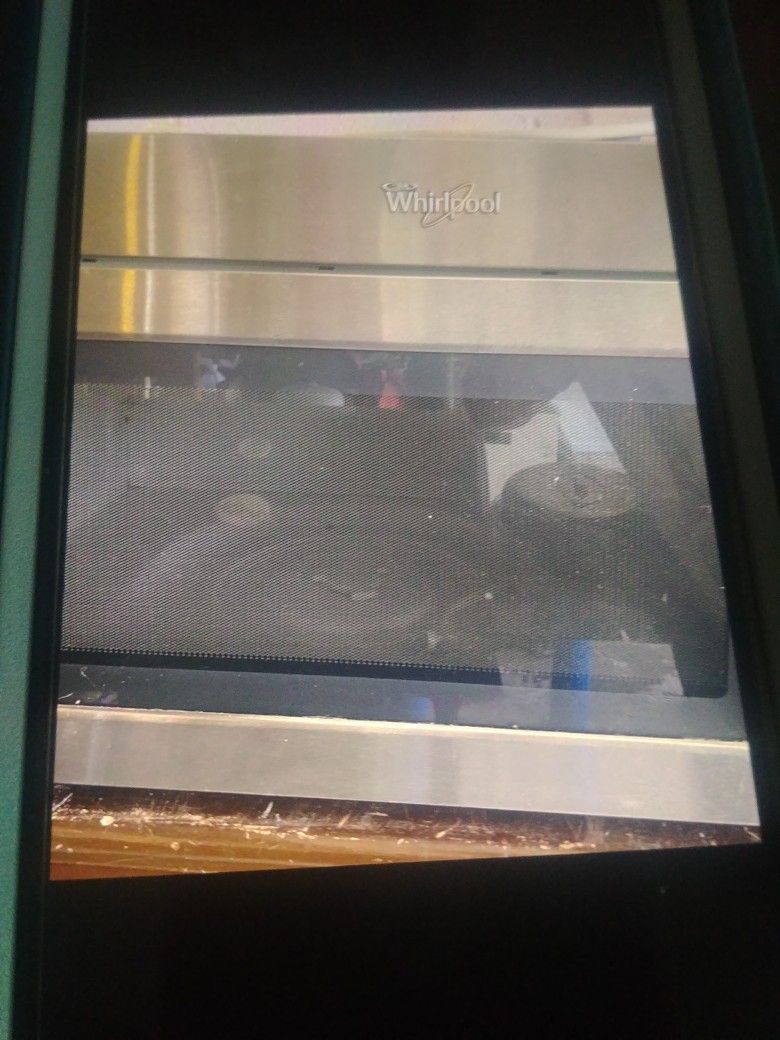 Whirlpool Underthecounter or overhead Microwave