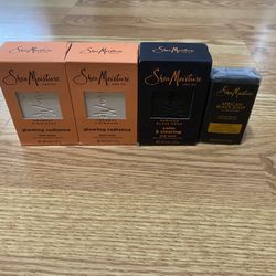 4 SheaMoisture Bar Soap