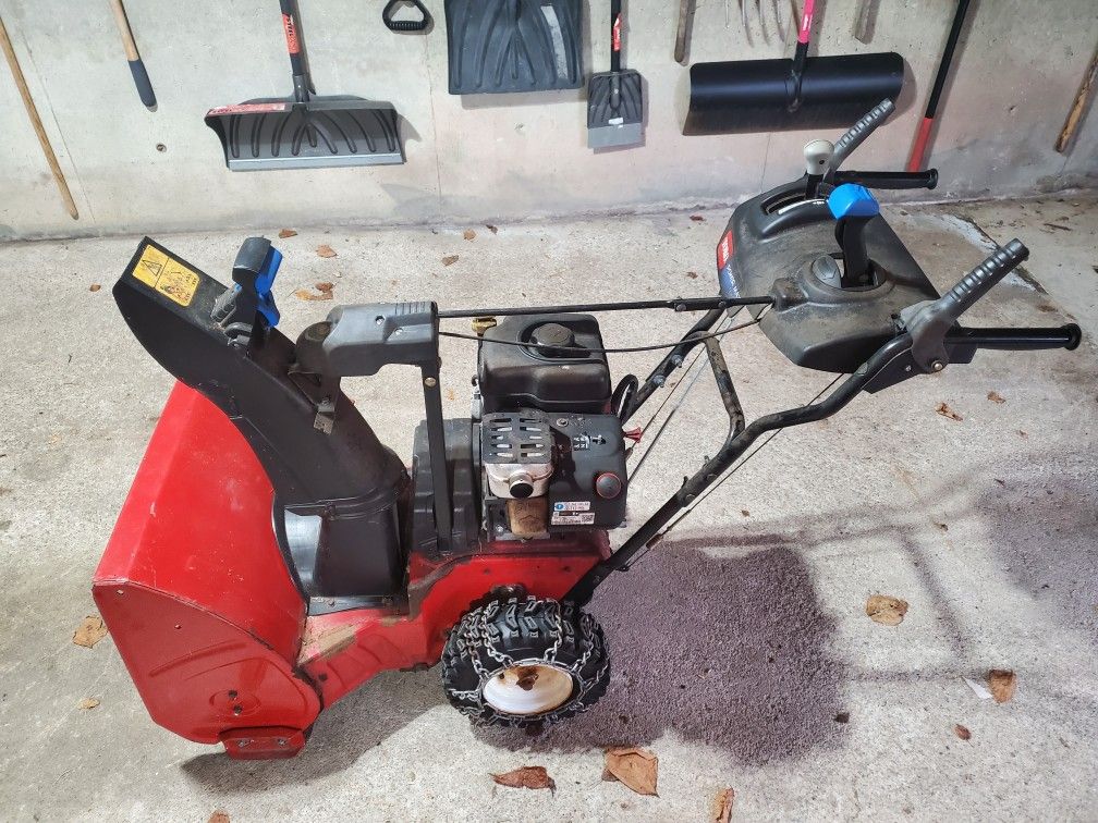 Toro Power Max 724 OE Snow Blower for Sale in Shelton, CT OfferUp