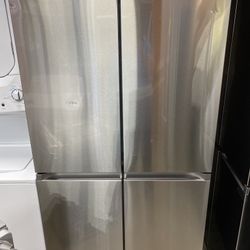 New Samsung - 23 cu. ft. 4-Door Flex French Door Counter Depth Refrigerator with WiFi, Beverage Center and Dual Ice Maker - Stainless Steel