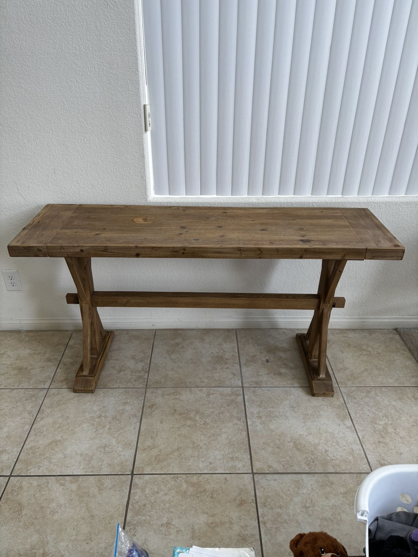 Entry Way Table