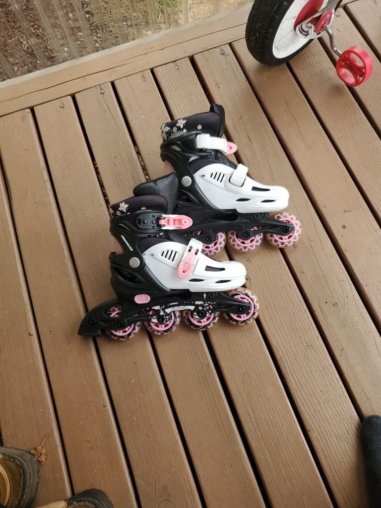 Kids girls roller skates adjustable size