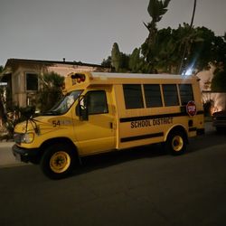 1999 Econoline E350 7.3 Power Stroke Turbo Diesel 