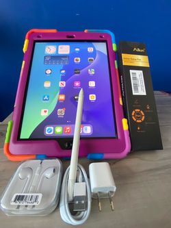 Apple iPad 7th Gen — 32GB — Unlocked — Excellent Condition