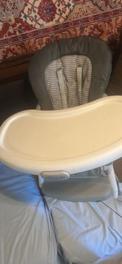 High chair like new portable washable Graco
