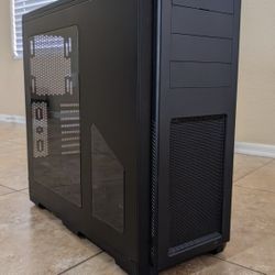 Phanteks Enthoo Pro Full Tower PC Case.
