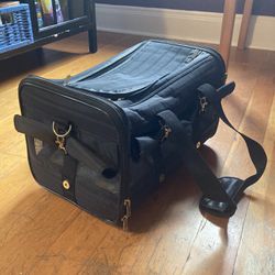 Pet Travel Carrier with Wheels 