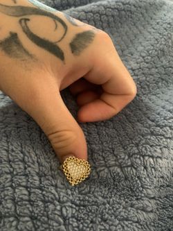 10k gold  heart Rolex trim ring