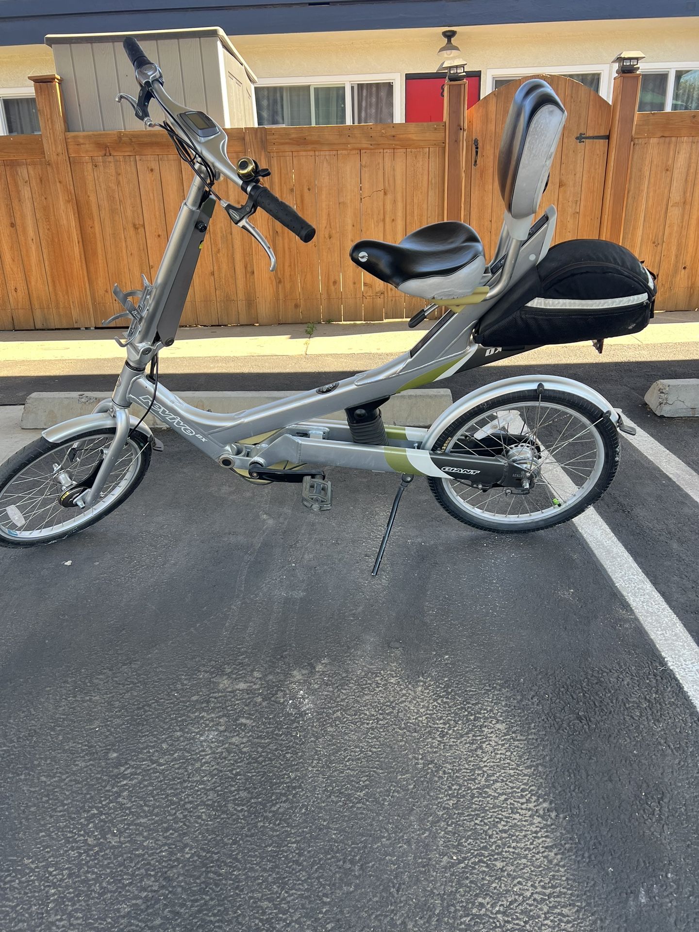 2007 GIANT REVIVE DX Semi Recumbent Bicycle  NOTNOT///NOT ELECTIC //