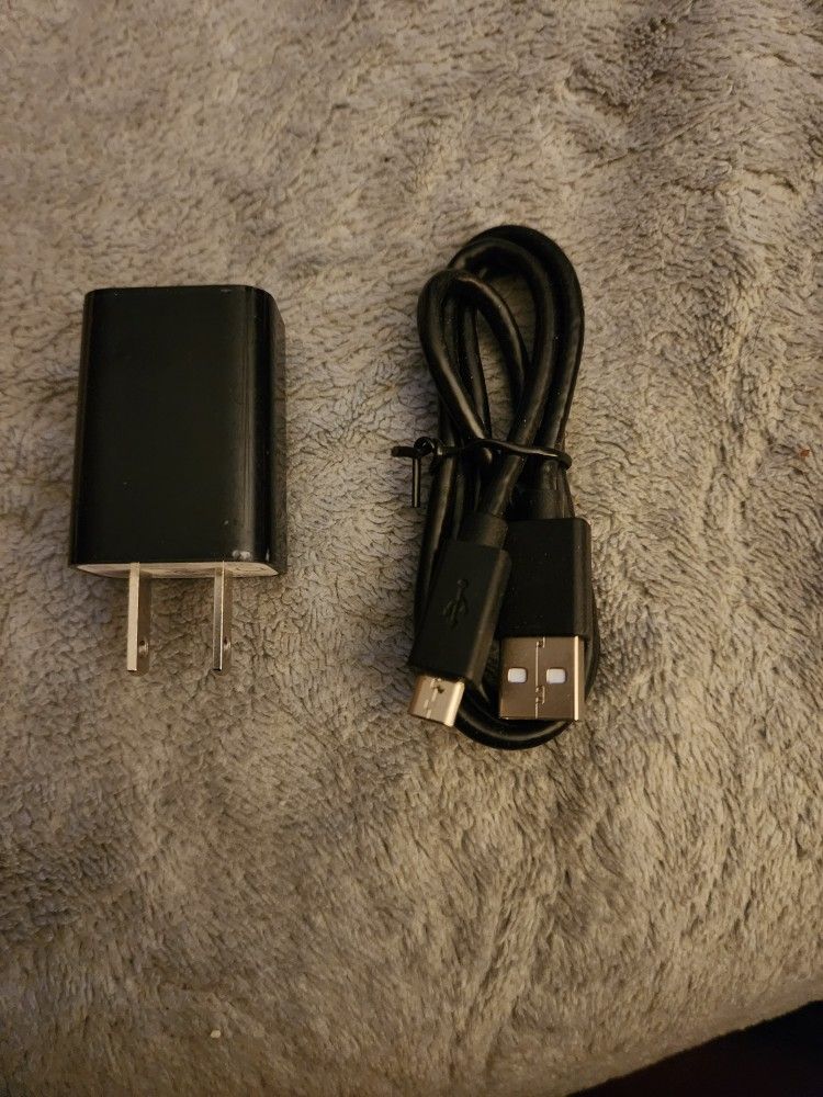 Genuine Amazon 5W USB Official OEM Charger and Power Adapter for Fire Tablets and Kindle eReaders - Black