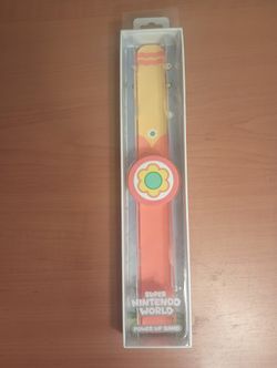 Universal Studios Super Nintendo World Princess Daisy Power Up Band 