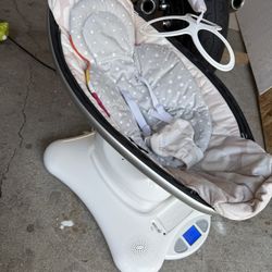 MamaRoo 