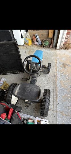 ERTL NEW HOLLAND  LP Tractor In Good Shape 