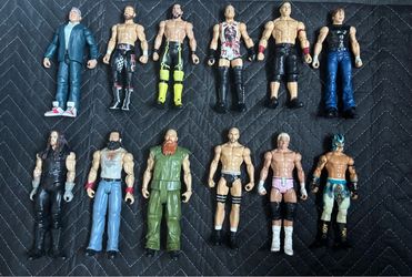 WWE Action Figure Lot of 12