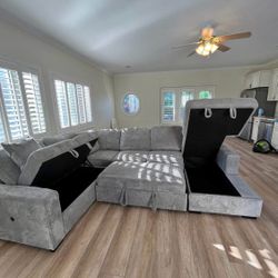 New Sleeper Sectional Couch with USB and Storage! Free Delivery 🚚! 