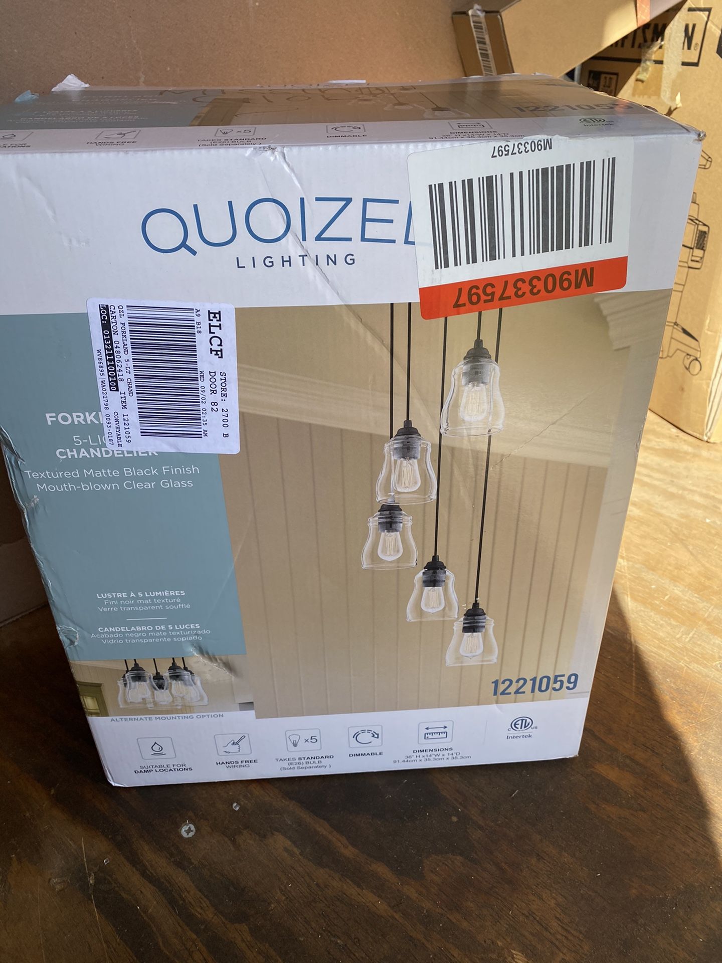 Quoizel forkland 5-light farmhouse chandelier (MISSING ONE GLOBE )