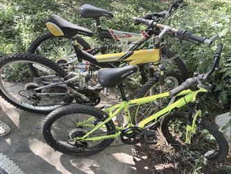 Lot of 3 Used Mountain Bikes