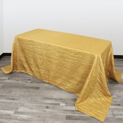 Gold Crinkle Taffeta Table Covers