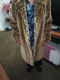 Fur coats perfect never been https://offerup.com/redirect/?o=dXNlZC5JdA=='s a mediamto large each one