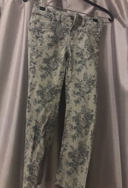 Girls jeans with flowers