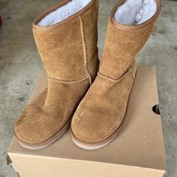 Koolaburra by UGG Women's Koola Short Chestnut Boots Womens Size 7