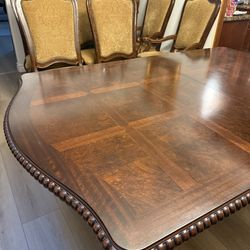 Dining Table with 6 Chairs and Extension