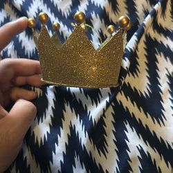 Small Gold Crown 