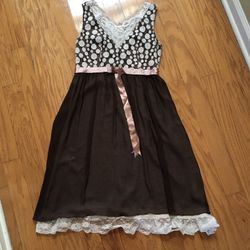 EUC Women Dress Size 2