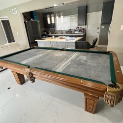 Pool Table 8ft ( Free Delivery & Set Up ) 
