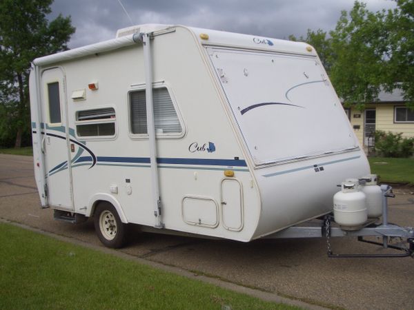 1999 Cub hybrid Camper 16ft for Sale in Pasadena TX - OfferUp