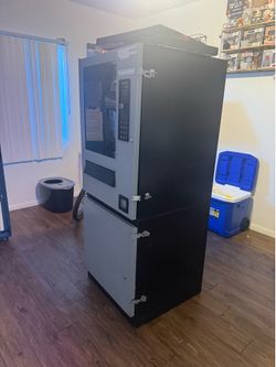 Vending machine works well