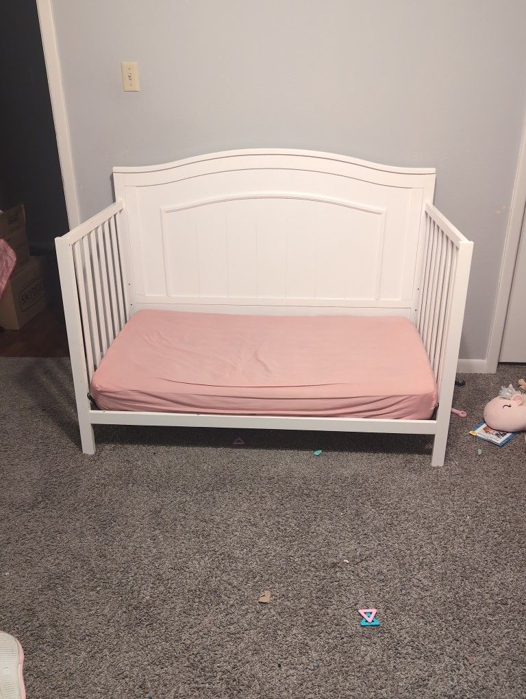 Baby Crib In Great Condition!
