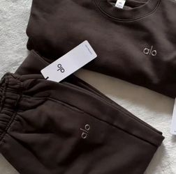 black ALO Triumph Restore Hoodie set