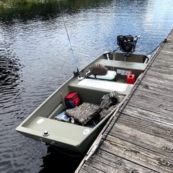 12ft Mud Boat Tracker Topper + 13HP Swamp Runner + Minn Kota – Fully Loaded