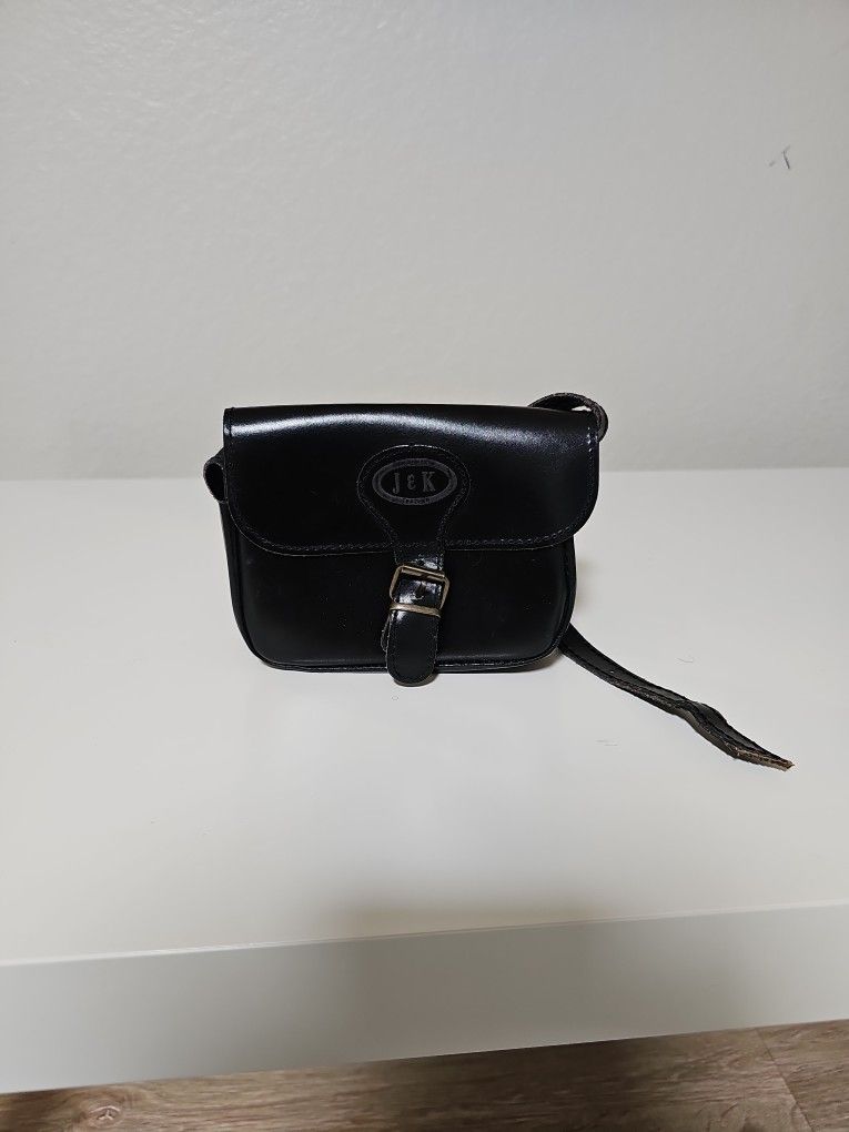 small leather bag