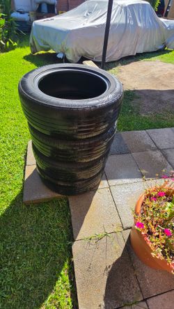 (4) 215/60R17 USED BUT GOOD TREAD LEFT IN THEM! ALL 4 FOR $150!!!! NOW $80!!!DAME!!THEY*NEED*TO*GO*PEOPLE!!! 👍 👌 $40.00!!!