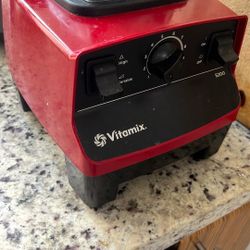 Used Vitamix blender