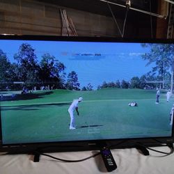 PHILLIPS 32" ROKU HD SMART TV REFURBISHED