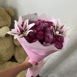Custom Ramo/bouquets