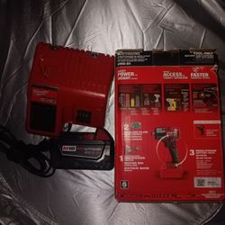 Milwaukee  M18 Fuel  1/2 "Mid Torque Impact Wrench