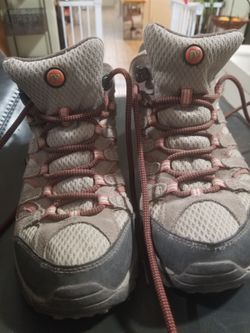 Women's Merrell Hiking Boots - Bungee Cord