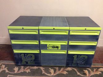 HON 3 drawer sturdy metal tool boxes on caster wheels.