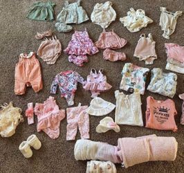 Baby girl clothes 0-3 months